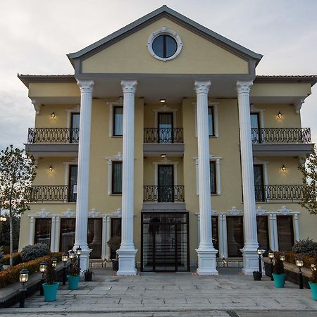 "L'Art De Vivre" Resort Korce Ruang foto