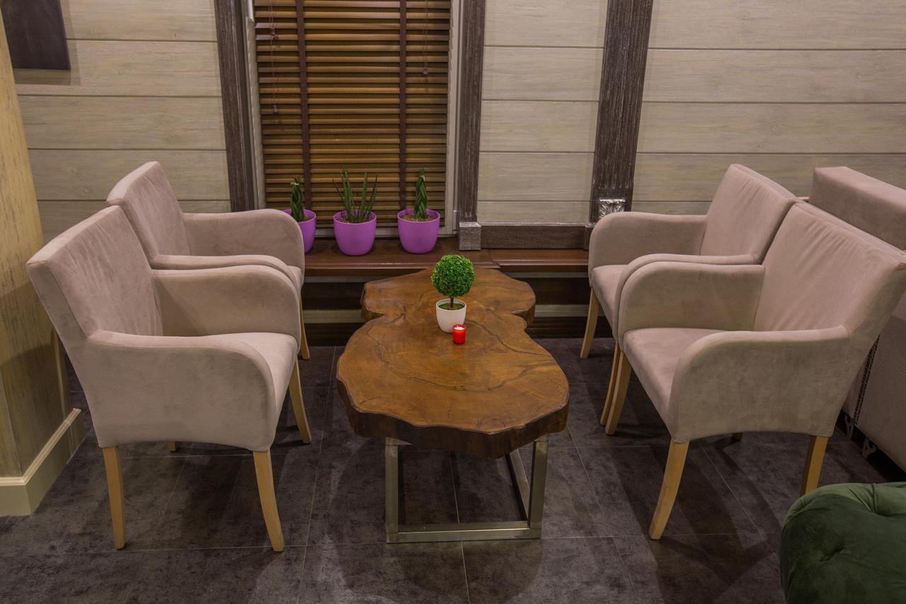 "L'Art De Vivre" Resort Korce Ruang foto