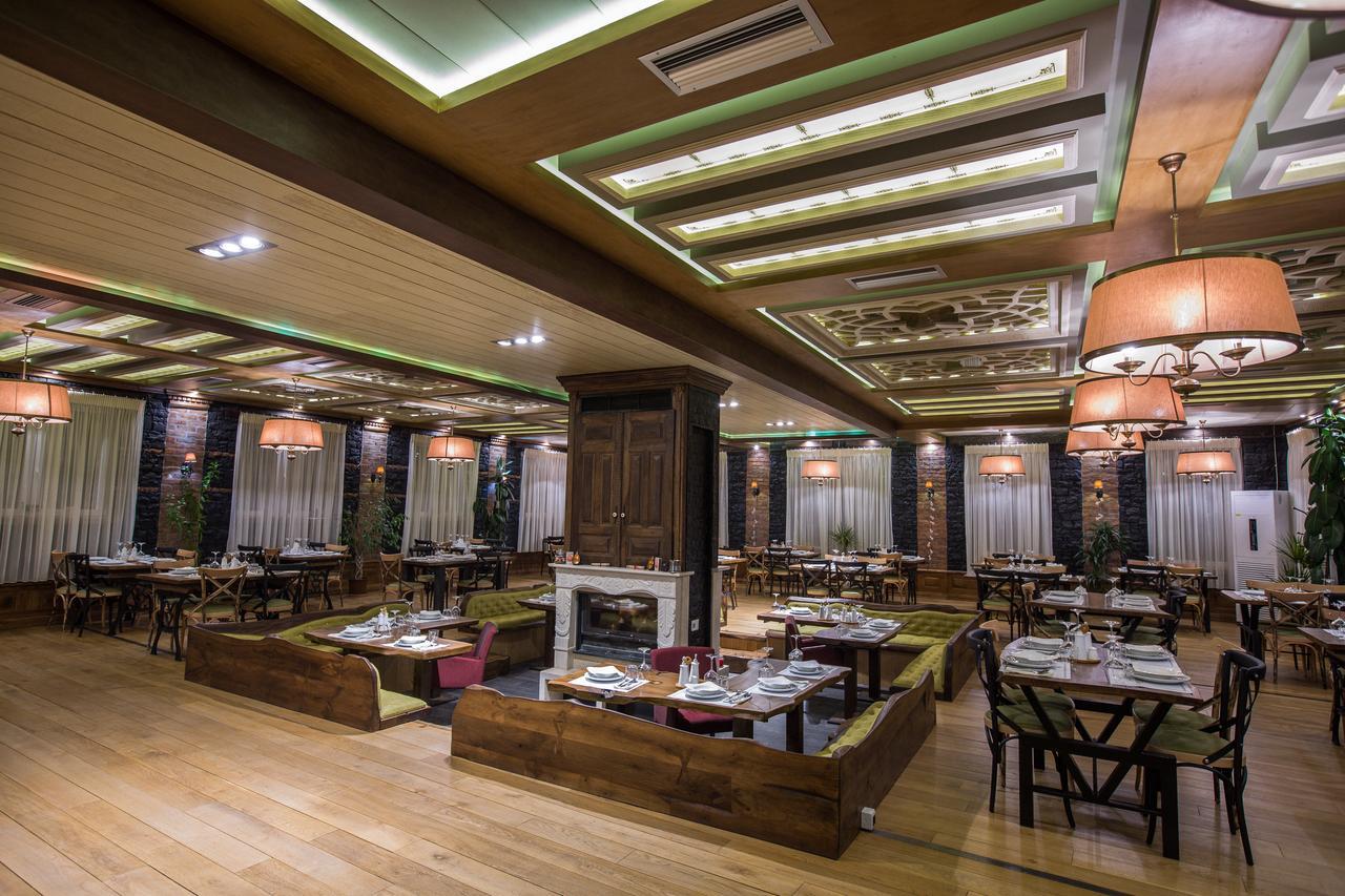 "L'Art De Vivre" Resort Korce Bagian luar foto