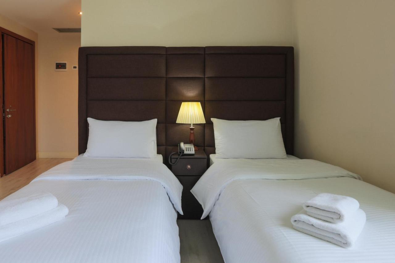 "L'Art De Vivre" Resort Korce Bagian luar foto